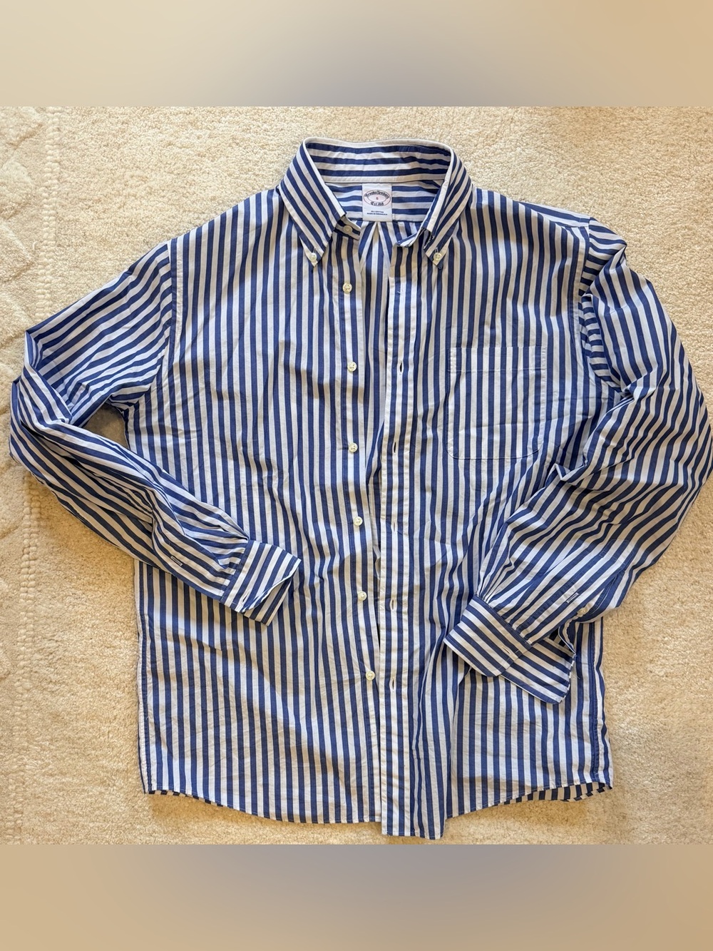 Men’s Brooks Brothers Classic Blue and White Striped Button-Down Shirt